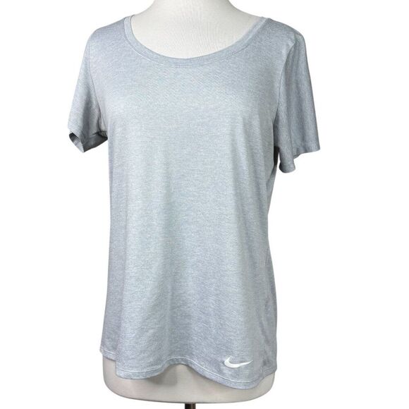 Nike Dri-Fit Heather Gray Tee Size Medium - Picture 1 of 7